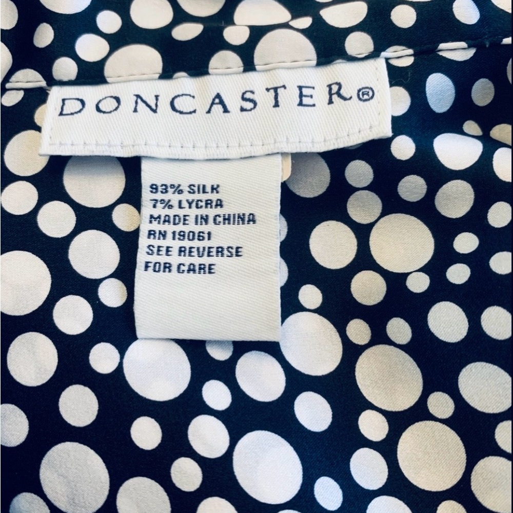 Doncaster SILK Wrap Top XS 2 Navy Blue White Polka Dot Belt Sash Career Stretch - Picture 3 of 6